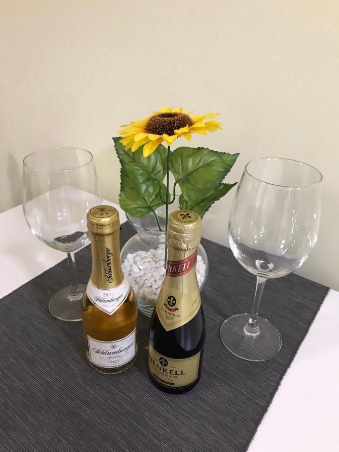 Apartment Sunflower021 Novi Sad Eksteriør billede